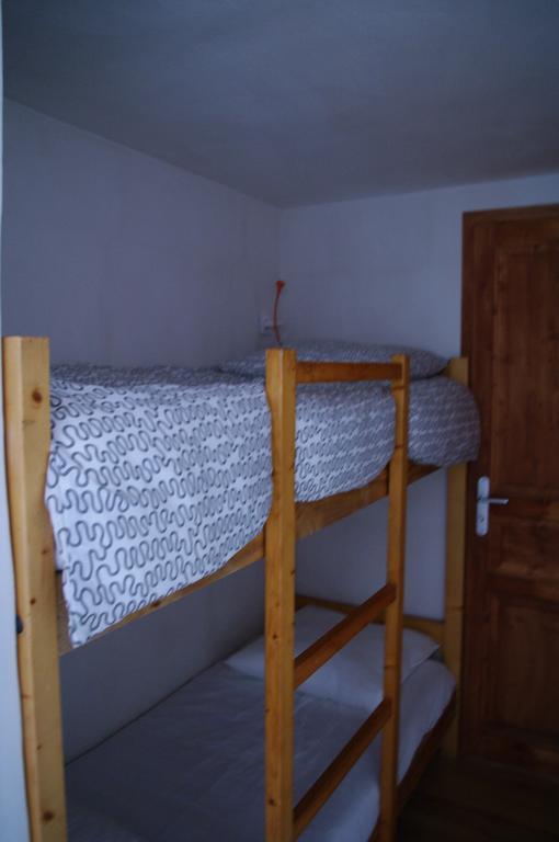 Appartement Dans Chalet De Montagne Bozel 部屋 写真