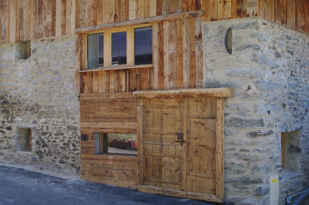 Appartement Dans Chalet De Montagne Bozel 部屋 写真
