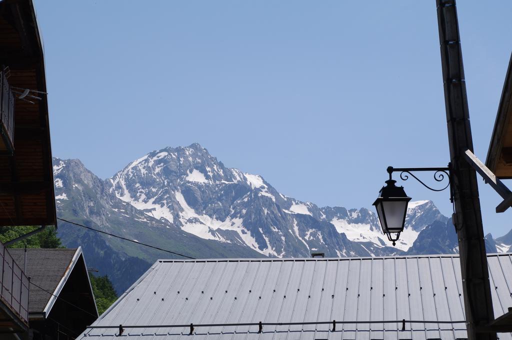 Appartement Dans Chalet De Montagne Bozel 部屋 写真