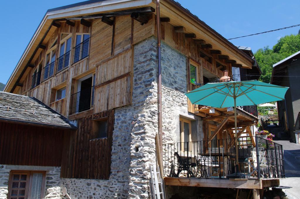 Appartement Dans Chalet De Montagne Bozel 部屋 写真